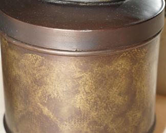 Labrazol tissue holder