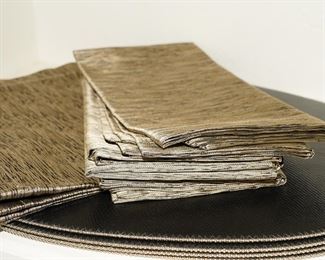 There are napkins, placemats, and so much more.