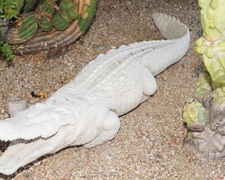 Concrete alligator yard sculpture-about 5ft long.