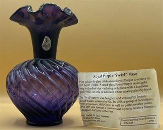 Fenton Royal Purple "Swirl" Vase Family Signing Event Exclusive 3056 UH 1998