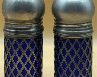Godinger Silver Salt And Pepper Shakers Gothic Revival UK Patent