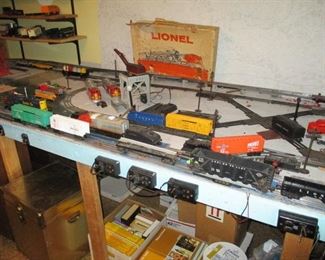 Large Train Track Unit