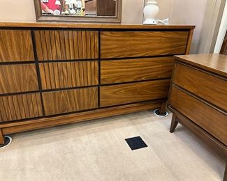9 drawer dresser with mirror - 60" X 18"