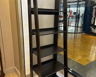 We have two of these ladder shelves!