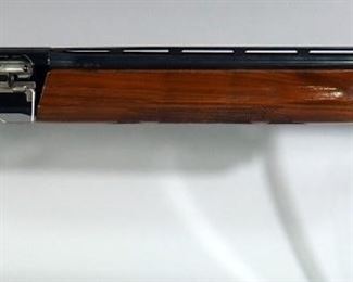 Remington 1100 Magnum 12 Gauge Mag Shotgun SN# L888727M, 2 Chokes, 33" Barrel
