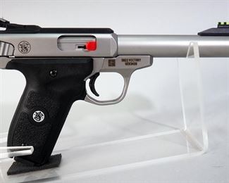 Smith & Wesson SW22 Victory .22 LR Pistol SN# UEK3430, With Paperwork, In Box