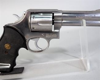 Smith & Wesson 681 .357 Mag 6-Shot Revolver SN# AJU 5049