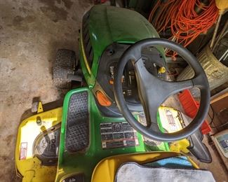 2012 John Deere Riding Mower will start 