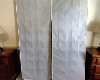 TWO BOX SPRING BASES FOR QUEEN WITH SLATES.....GREAT FOR MIDDLE SUPPORT $75