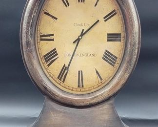 XL Wood Table Clock, Working