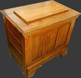 C/1900 Oak lift top ice box