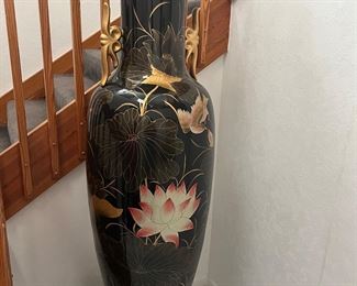 6 FT Porcelain Black  Asian Vase With Stand