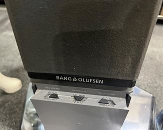 Bang & Olufsen Vintage Set Of Tower Speakers