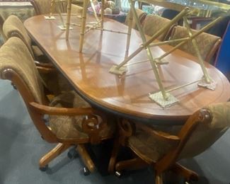 Dining Table & Chairs