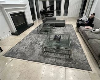 grey rug 