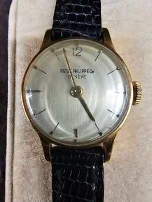https://www.auctionninja.com/hewitt-estates-and-antiques/product/vintage-1950s-round-patek-phillipe-co-ladies-watch-high-end-timepiece--1911.html