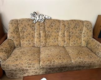 European-made Jacquard-Velour couch & 3 matching chairs.