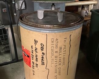 Vintage washer/agitator 