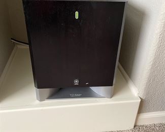 Yamaha Sub woofer - QD Bass Technology