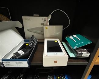 Phones, LG DVD writer