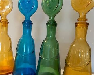 4 ERIK HOGLAND PEOPLE BOTTLES