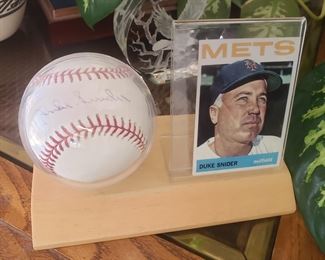 Mets signed Baseball by Duke Snider