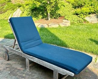 Adjustable Lounge Chair