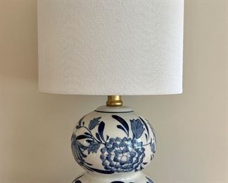 Blue & White Floral Lamp