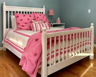 Full Bed (linens are not for sale)