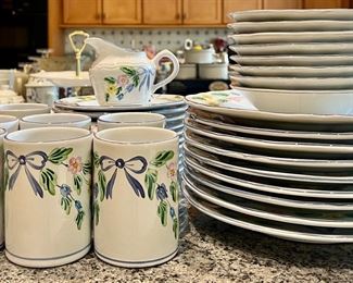 Herend Village Pottery Set