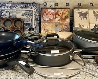 Assorted Pots & Pans