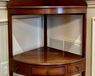 Kittenger Old Dominion Corner Cabinet