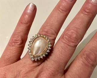 14K Diamond & Pearl Ring