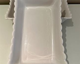 (2) Ruffled Edge Serving Dishes