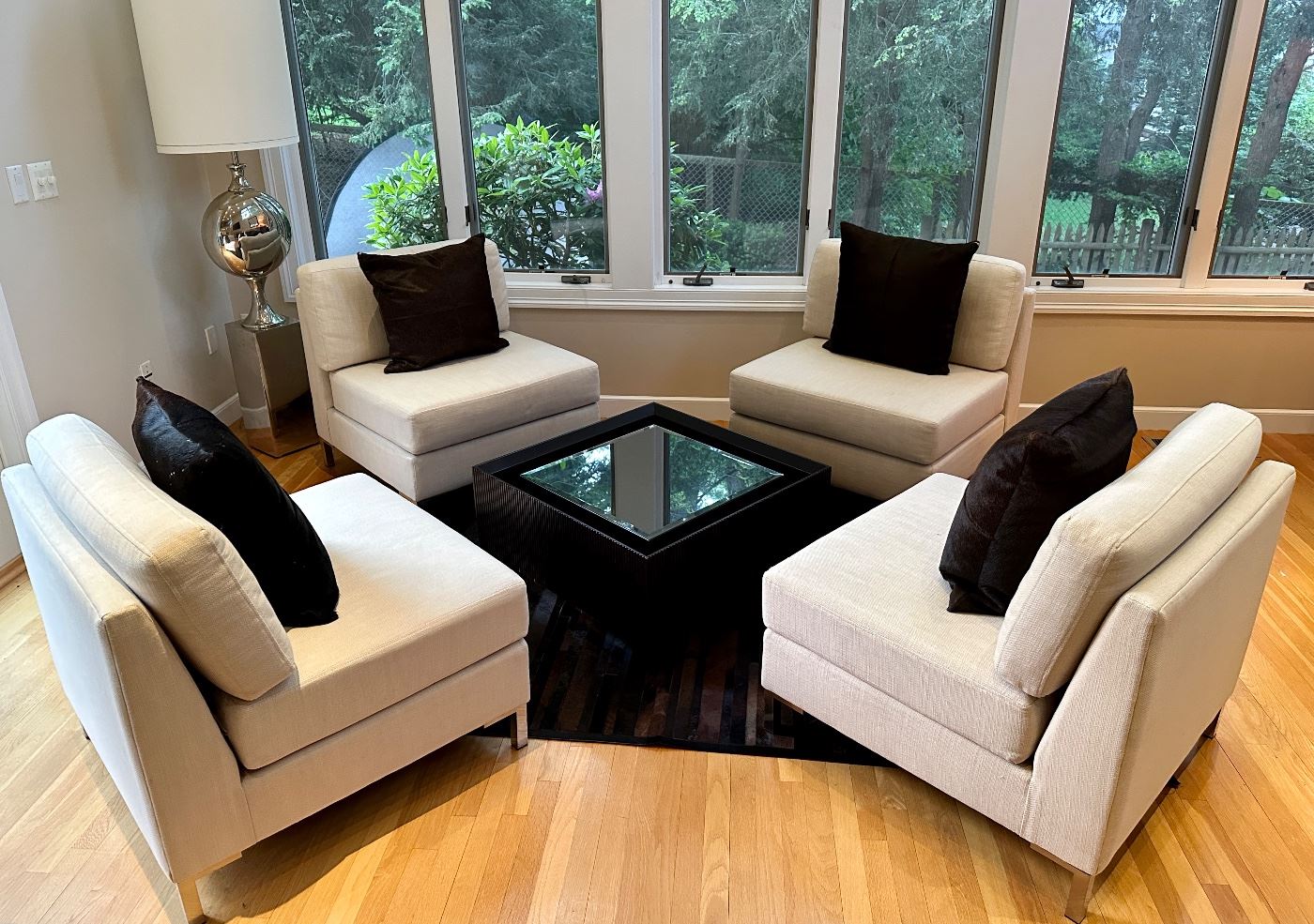 Elegant seating for 4 with Moura Starr Cocktail Table!