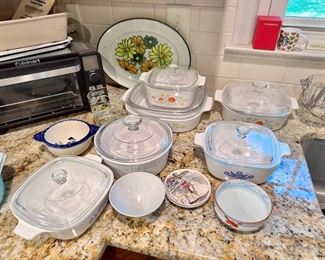 Various Corningware pieces.