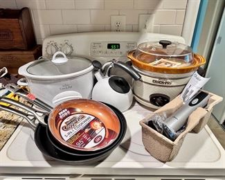 Useful kitchen items.