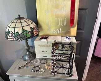 Jewelry box, costume jewelry, Tiffany style lamp