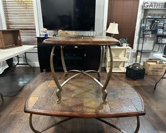 Matching coffee table and end table 