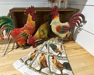 Chicken and rooster decor