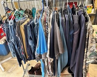 Carhart men’s clothing. XL, XXL. Pants 38, 40 waist 