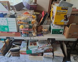 Lots of cookbooks, gardening, bird watching, health books. 
Vintage Magazines lots 1980's early 2000s,