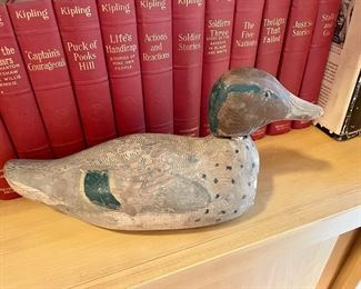 
Mallard DrakeTule Lake Decoy Co. Sacramento, CA, operated by Hugh Woodward (1889-1948), Tule Lake was the most renowned decoy factory on the Pacific Coast.
Woodward put his previous building skills to use as he fabricated decoys out of redwood in three grades: solid, semi-hollow, and hollow.
