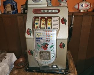 Works10 cent slot machine