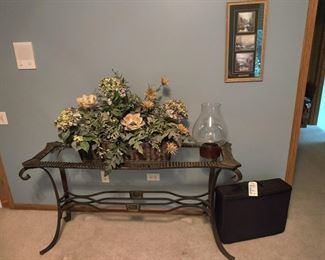 iron and glass table, deco floral