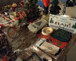 Christmas table linens