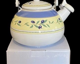 Wedgwood Tuscany Teapot