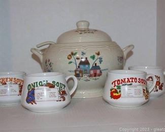 International China Company Heartland Farm Soup Tureen and 4 Vintage Soup Mugs