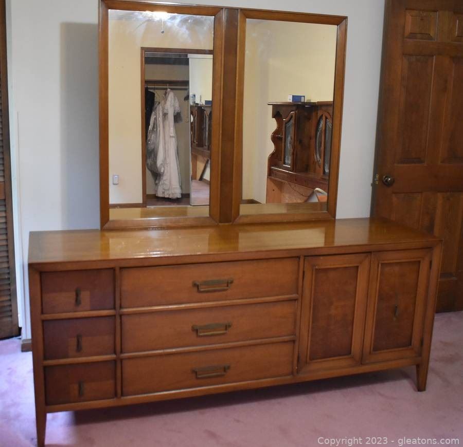 Mid Century Modern Dresser with Mirror from Plaza Furniture Co