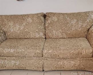 Nice Broyhill Studio 3 Person Sofa
